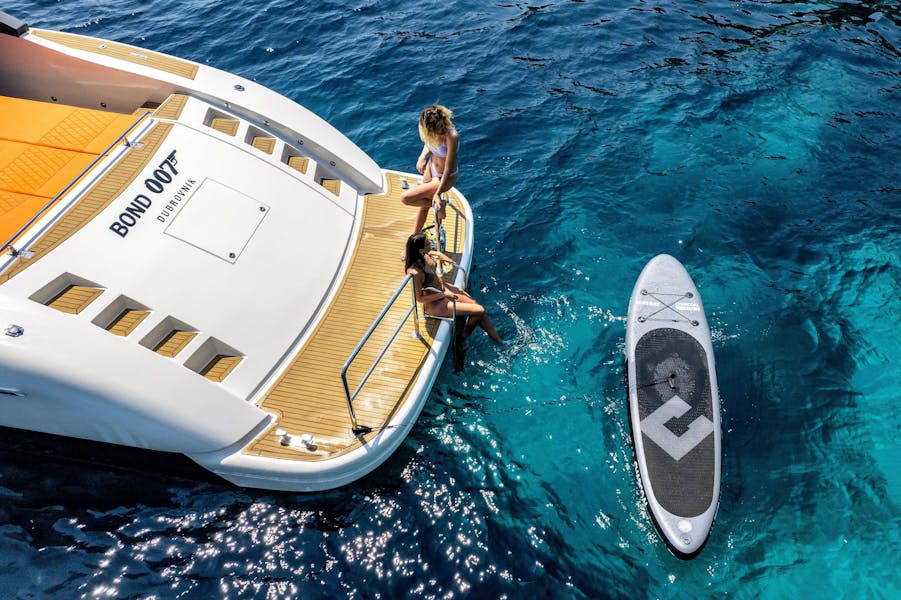 luxury-yacht-tecnomar-20m-dubrovnik-boat-charter-05.jpg
